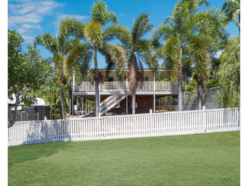 122 Horseshoe Bay Road, Horseshoe Bay QLD 4819