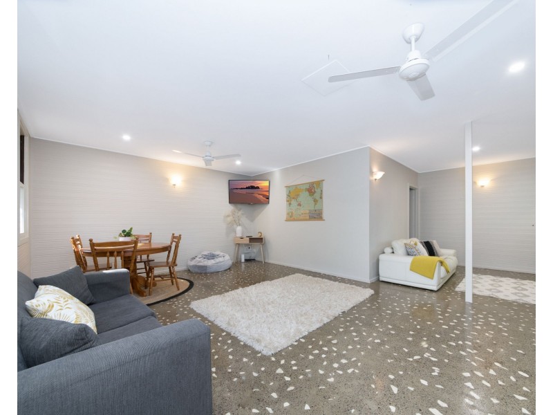 18 Garrick Street, West End QLD 4810