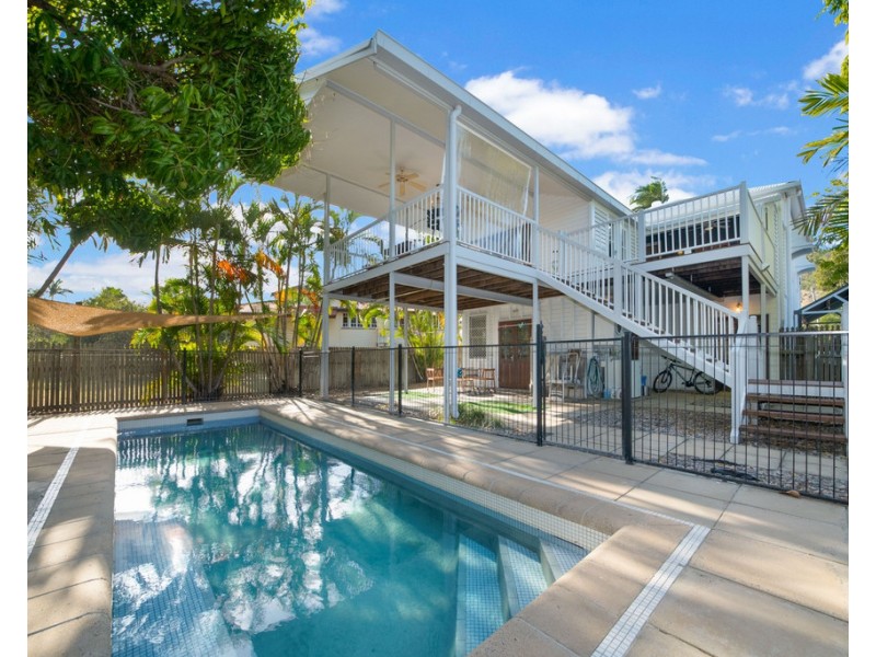 18 Garrick Street, West End QLD 4810