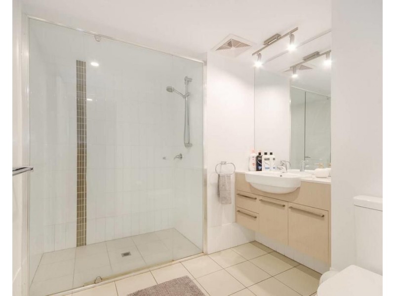 39/5 Kingsway Place, Townsville City QLD 4810