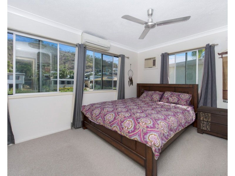 26 Mount Louisa Drive, Mount Louisa QLD 4814