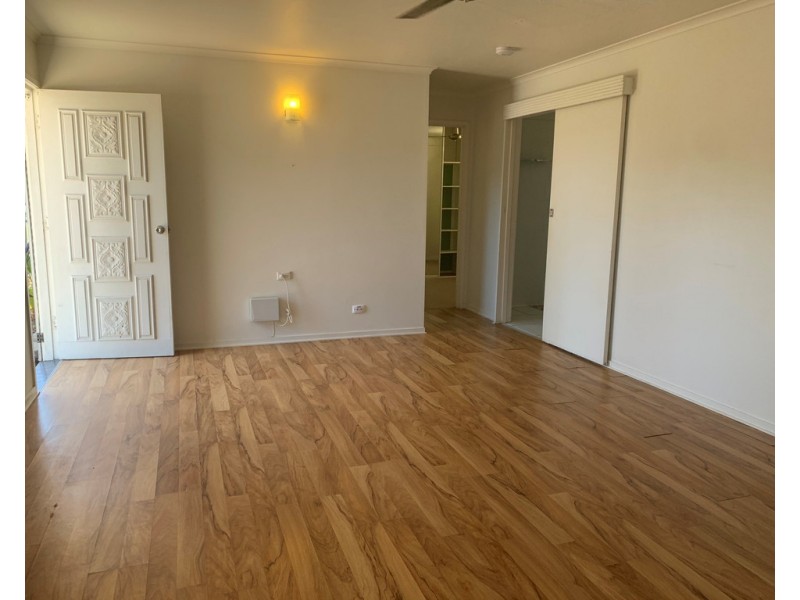 41 Frank Street, Kirwan QLD 4817