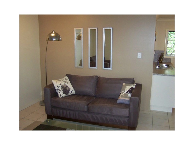 4/42 Cook Street, North Ward QLD 4810