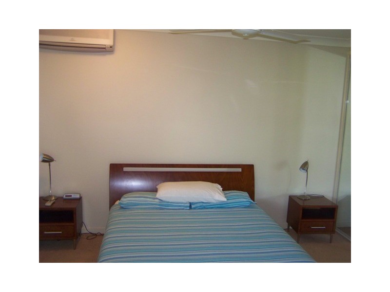 4/42 Cook Street, North Ward QLD 4810