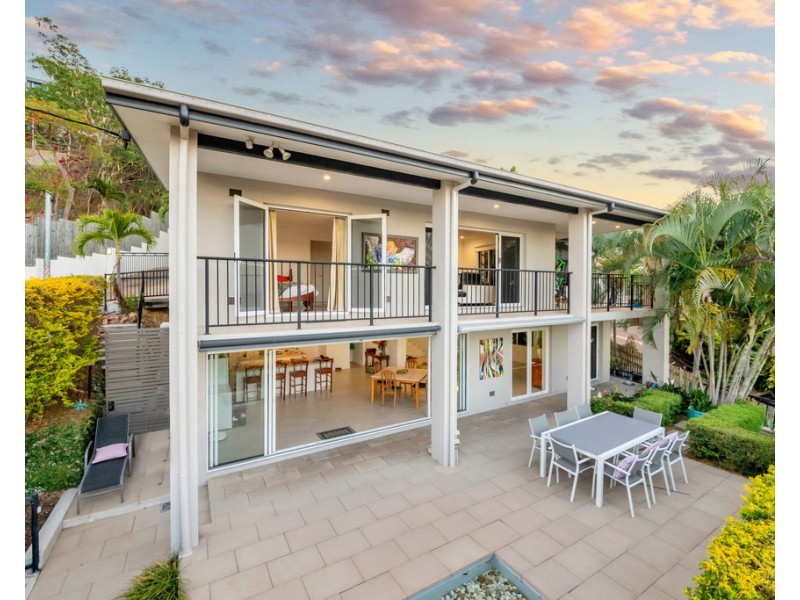 22 Landsborough Street, Castle Hill QLD 4810