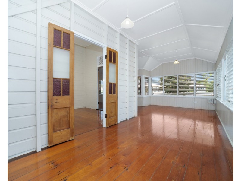 92 Eyre Street, North Ward QLD 4810