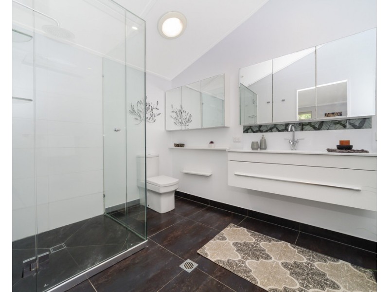6 Garrick Street, West End QLD 4810