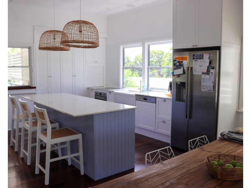 12 Evans, Belgian Gardens QLD 4810