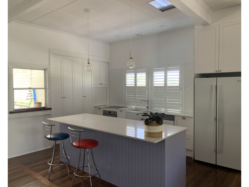 12 Evans, Belgian Gardens QLD 4810