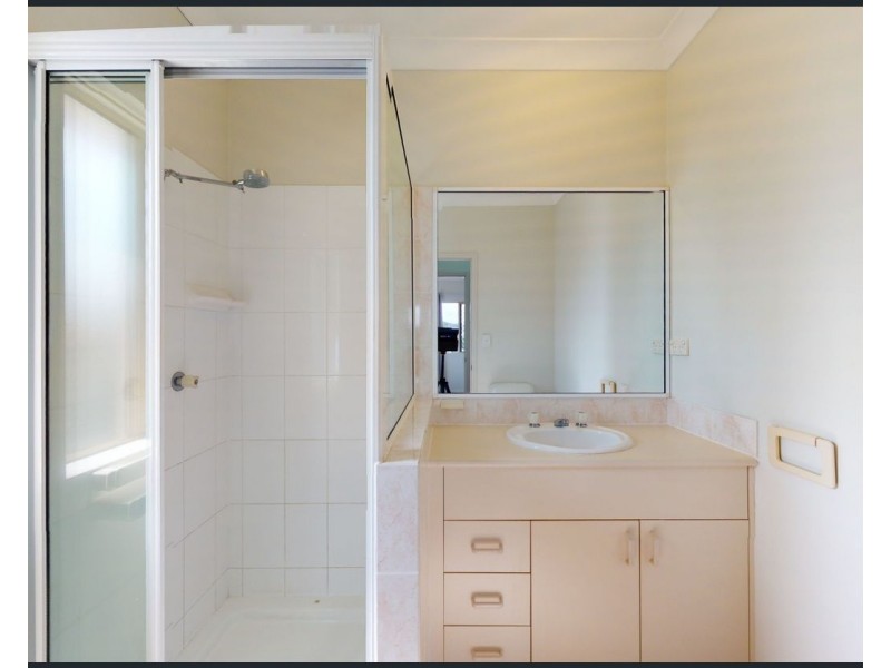 2/12 Ninth Street, Railway Estate QLD 4810