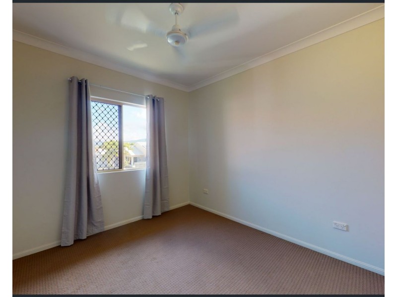 2/12 Ninth Street, Railway Estate QLD 4810