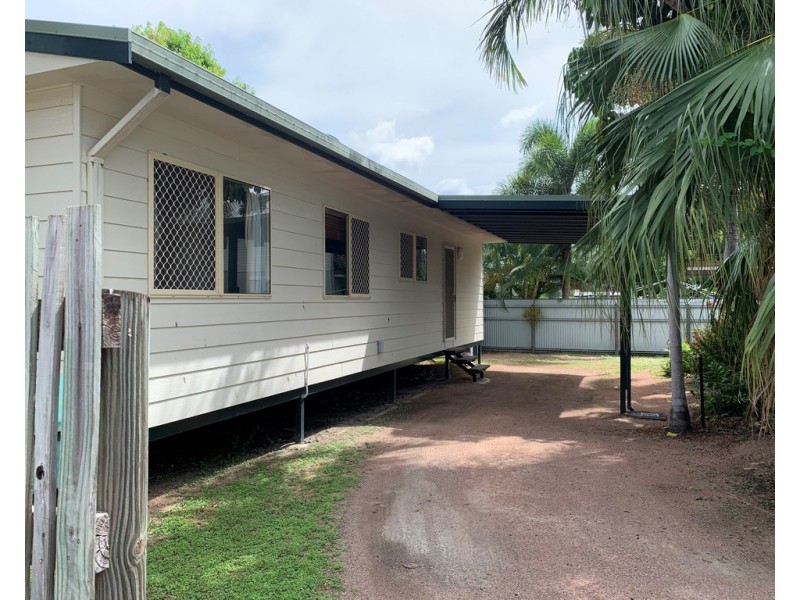 20a Sooning Street, Hermit Park QLD 4812
