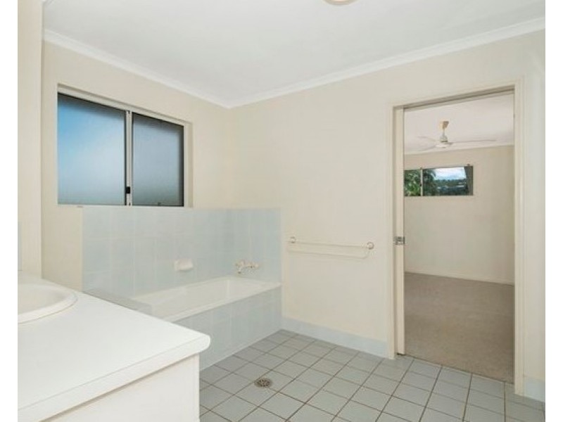 5/138 Mitchell Street, North Ward QLD 4810