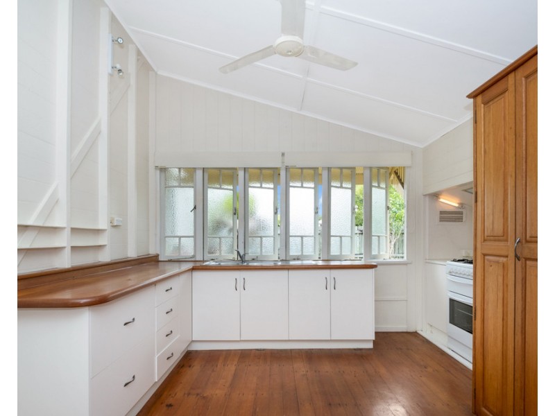 85 Livingstone, West End QLD 4810