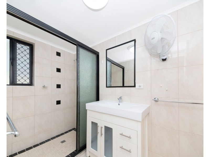 1/28 Norris Street, Hermit Park QLD 4812