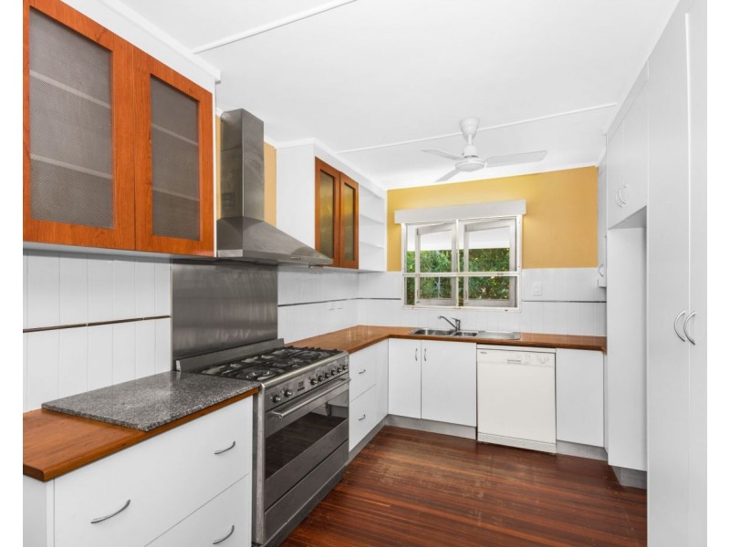 6 Moorina Street, Mundingburra QLD 4812