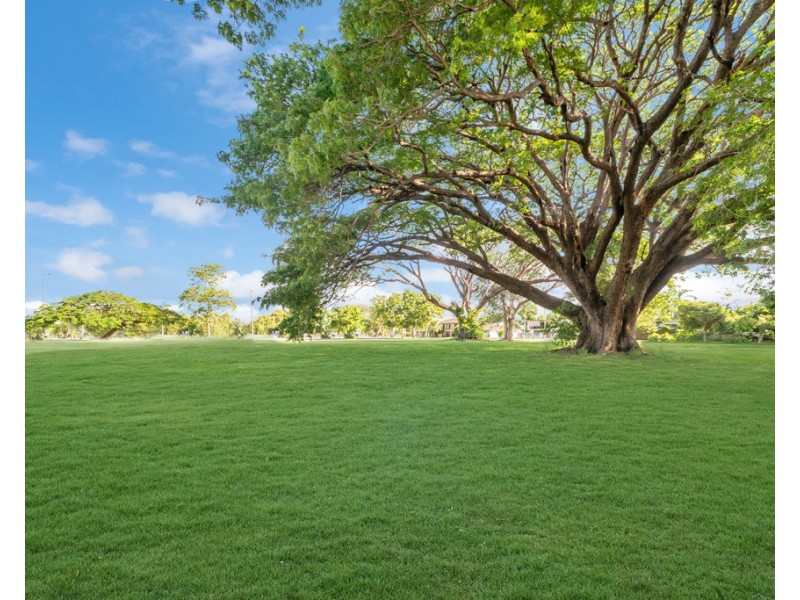 43 Lindsay Street, Rosslea QLD 4812