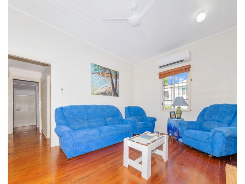 18 Sixth Avenue, South Townsville QLD 4810