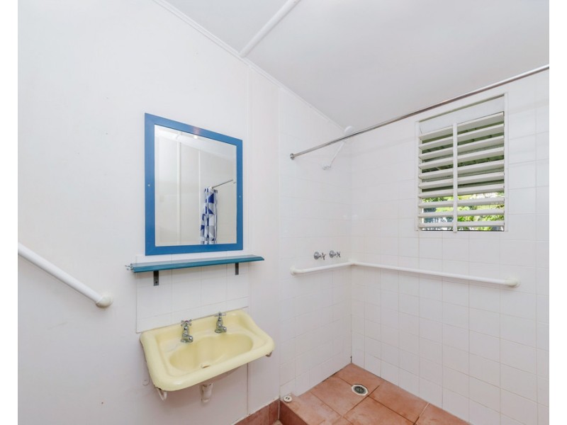 18 Sixth Avenue, South Townsville QLD 4810