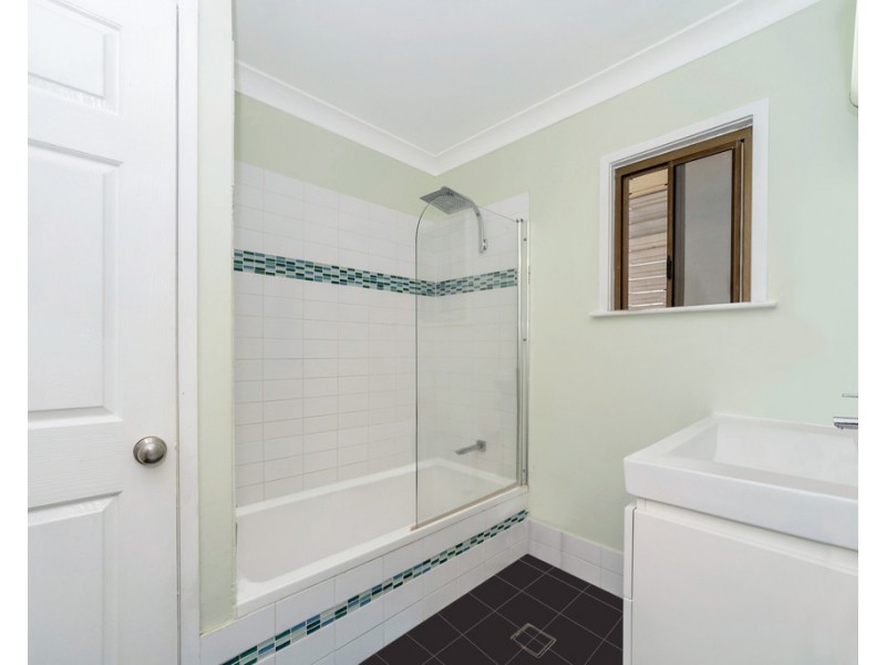 20 Granite Street, Picnic Bay QLD 4819