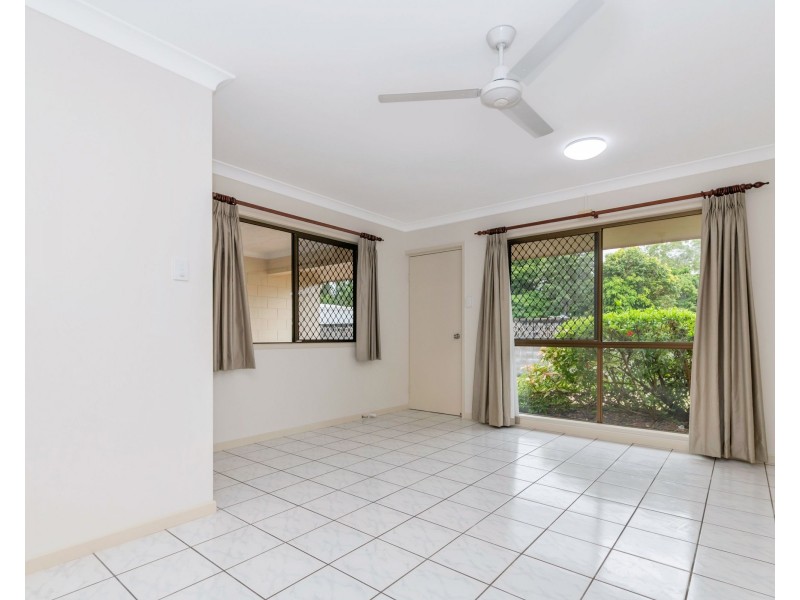 3/4 Crauford Street, West End QLD 4810