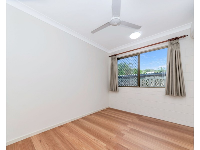 3/4 Crauford Street, West End QLD 4810