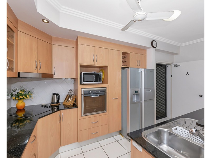 8/13 Little Street, Belgian Gardens QLD 4810