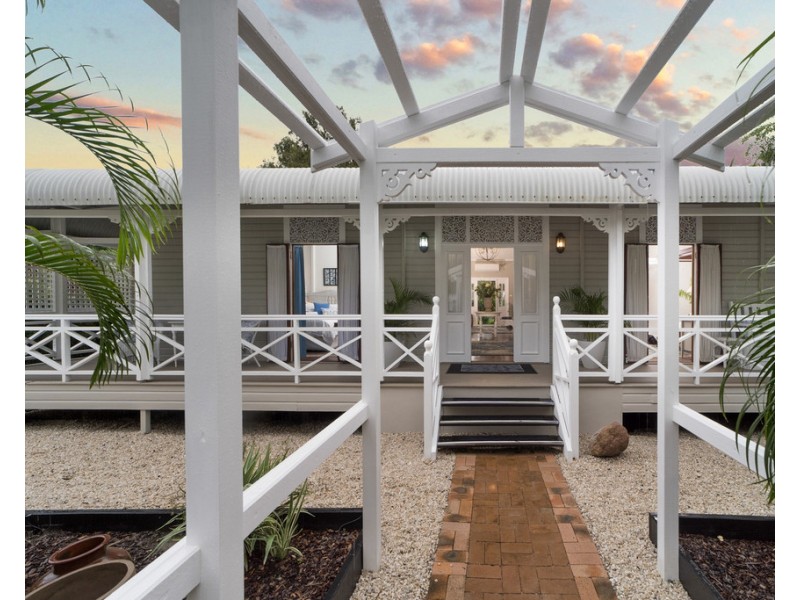 26 Mandalay Avenue, Nelly Bay QLD 4819