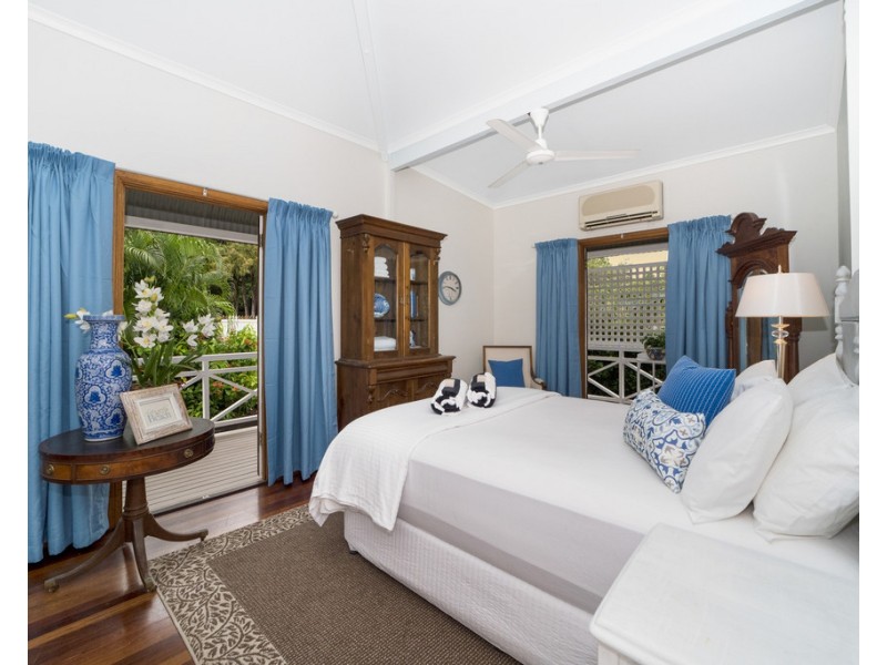 26 Mandalay Avenue, Nelly Bay QLD 4819