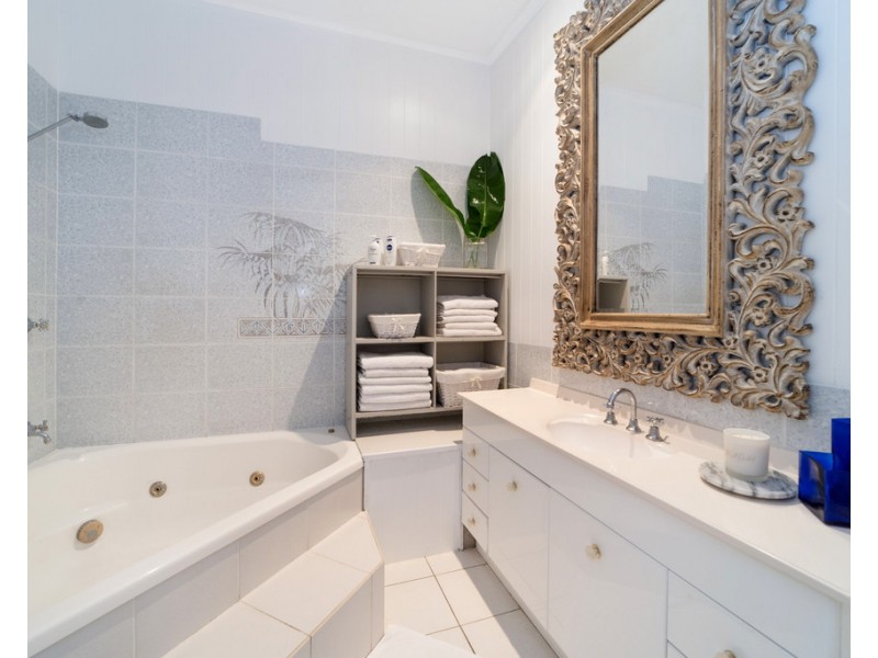 26 Mandalay Avenue, Nelly Bay QLD 4819