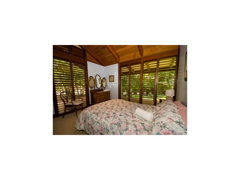 6 Coleton Court, Magnetic Island QLD 4819