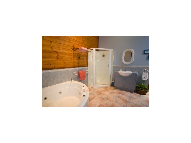 6 Coleton Court, Magnetic Island QLD 4819