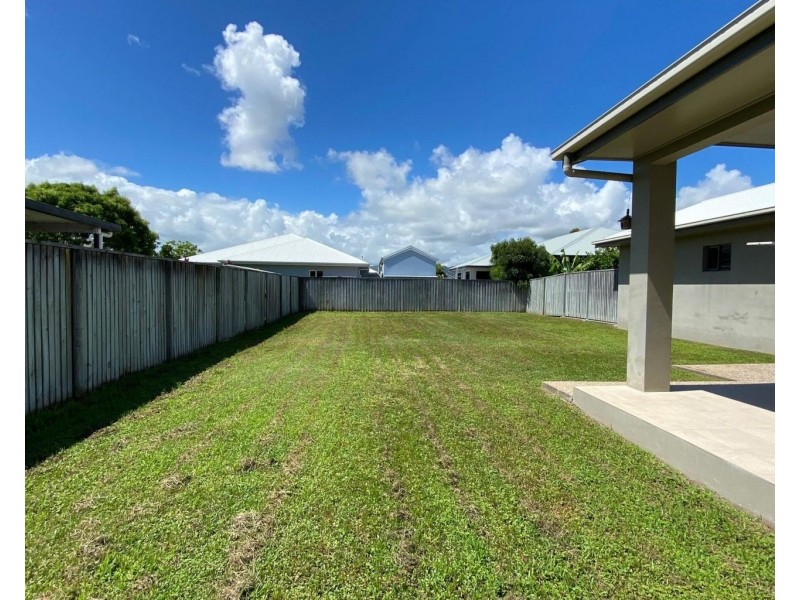 14 Bushlark Street, Oonoonba QLD 4811