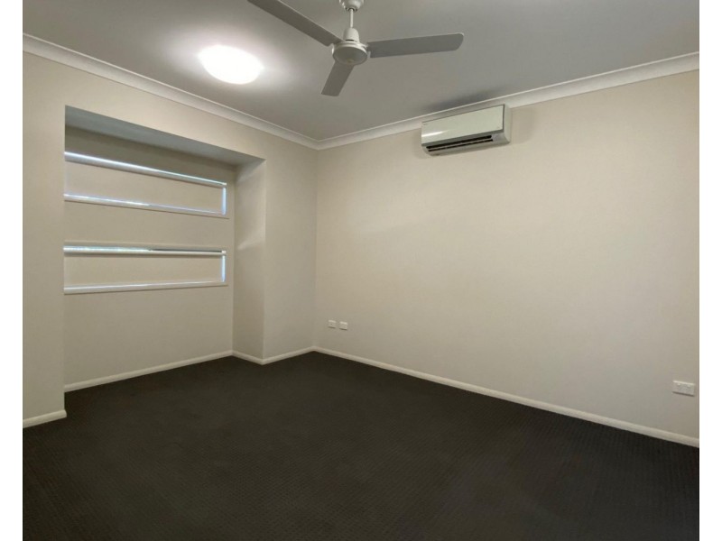 14 Bushlark Street, Oonoonba QLD 4811