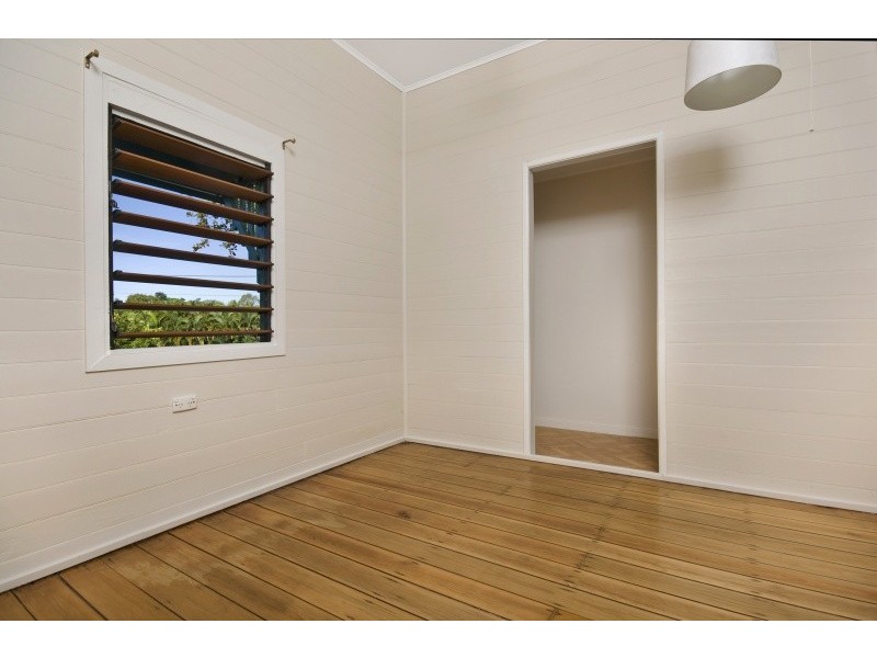 5 Jameson Street, Hermit Park QLD 4812