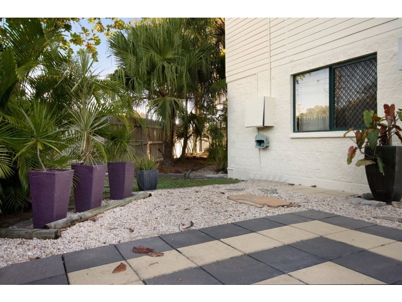 5 Jameson Street, Hermit Park QLD 4812