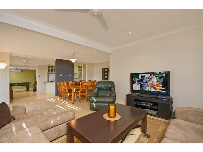 61 Gilbert Crescent, North Ward QLD 4810