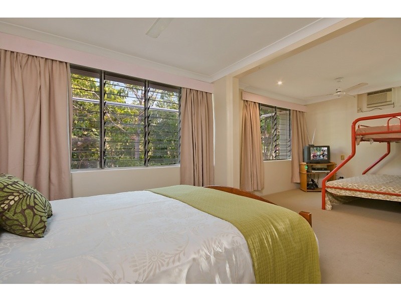 61 Gilbert Crescent, North Ward QLD 4810