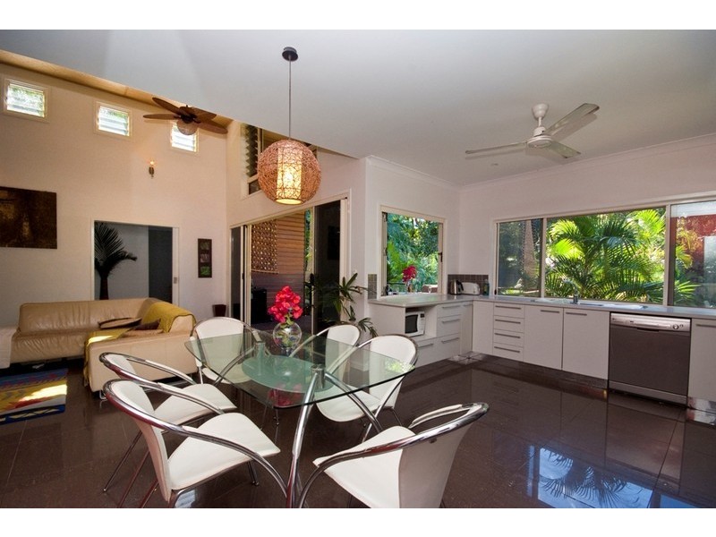 37 Kelly Street, Magnetic Island QLD 4819