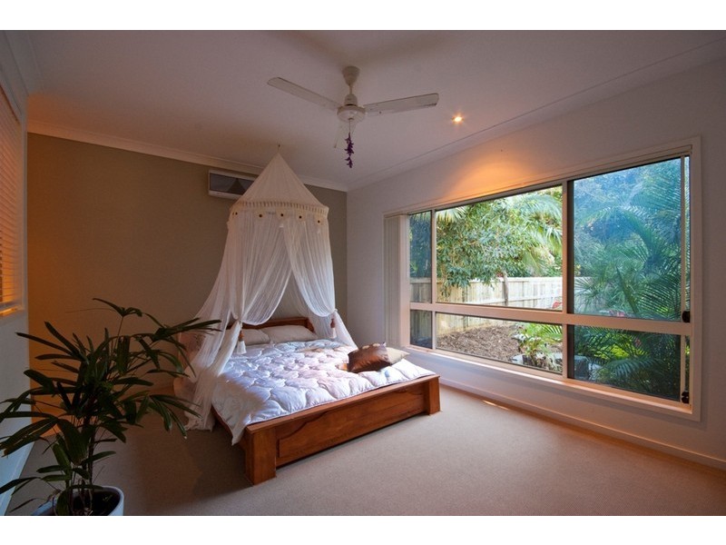 37 Kelly Street, Magnetic Island QLD 4819