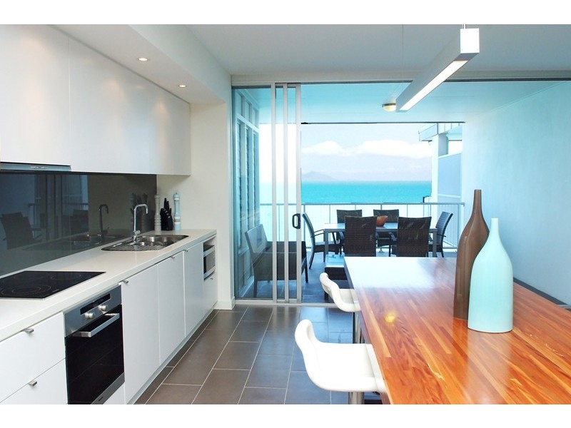 5502/146 Sooning Street (Bright Point) NELLY BAY, Magnetic Island QLD 4819