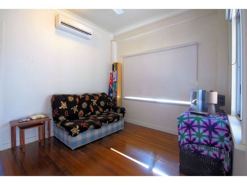 1/136 Queens Road, Hermit Park QLD 4812