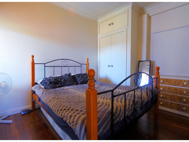 1/136 Queens Road, Hermit Park QLD 4812