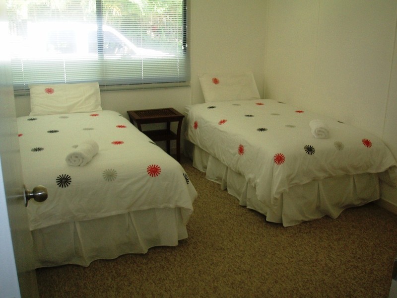 5 Robson Street, Magnetic Island QLD 4819