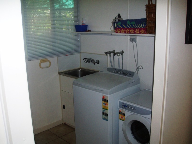 5 Robson Street, Magnetic Island QLD 4819