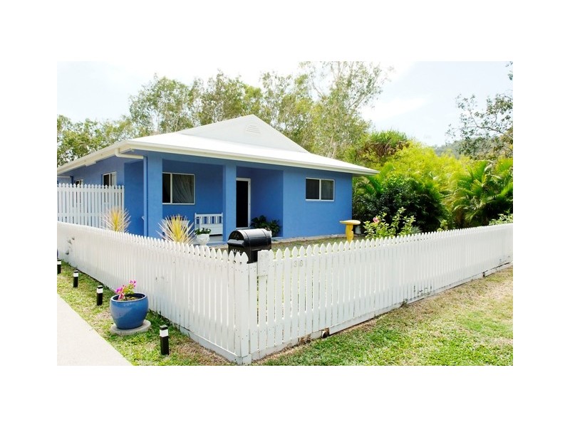 38 Corica Crescent HORSESHOE BAY, Magnetic Island QLD 4819