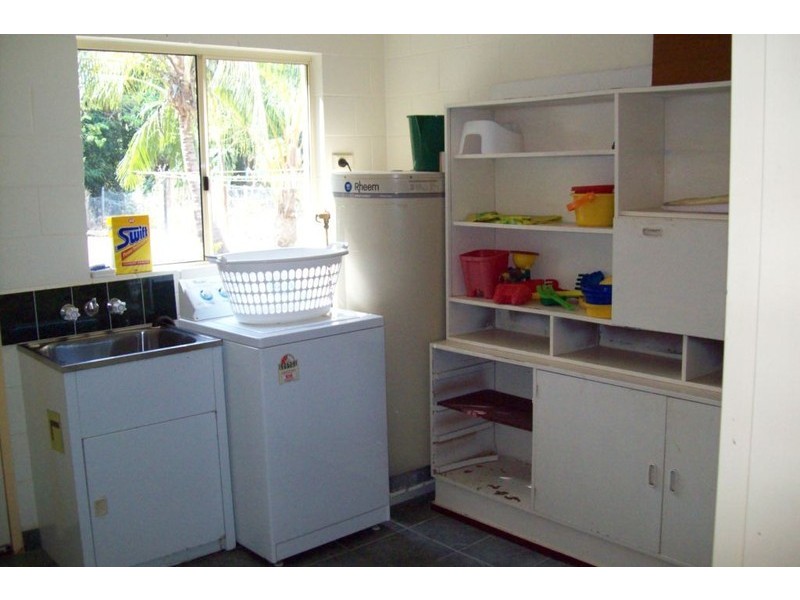 25 Marine Pde, Magnetic Island QLD 4819