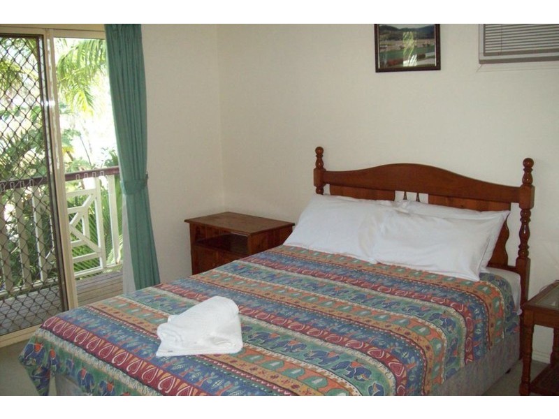 25 Marine Pde, Magnetic Island QLD 4819