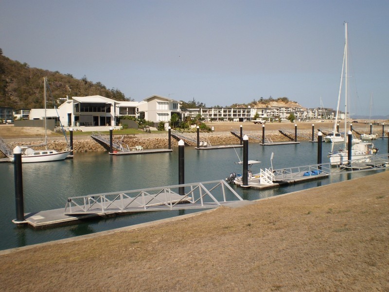 2 Terrace Place, Magnetic Island QLD 4819