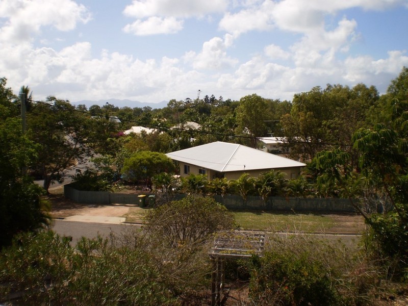 41 Compass Crescent,, Magnetic Island QLD 4819